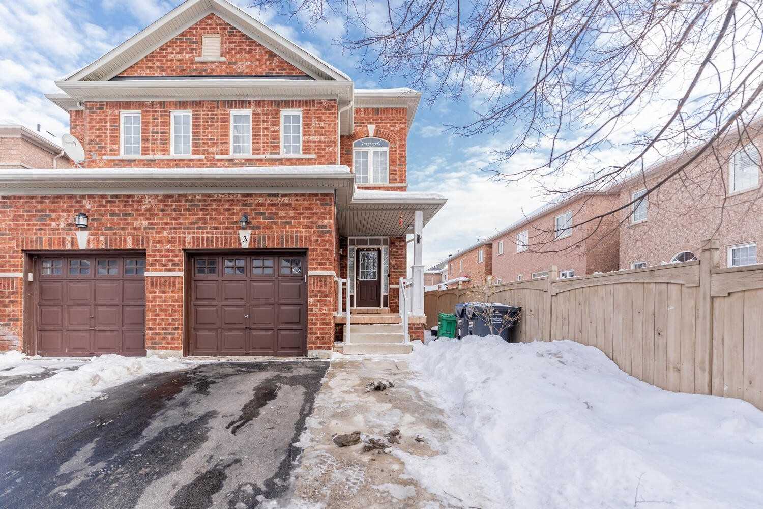 Listing W5929335 - Large Photo # 1