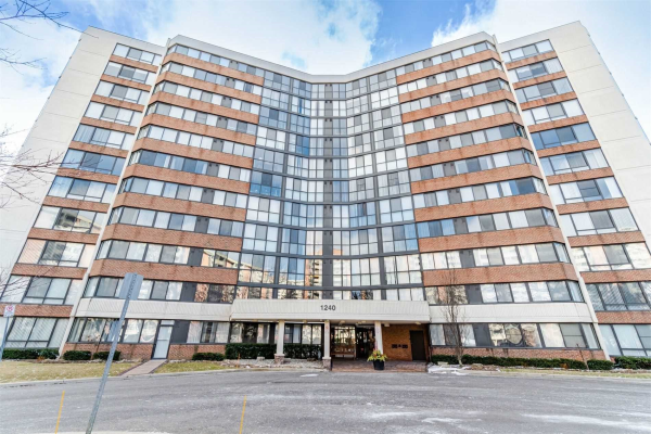 1240 Marlborough Crt, Oakville