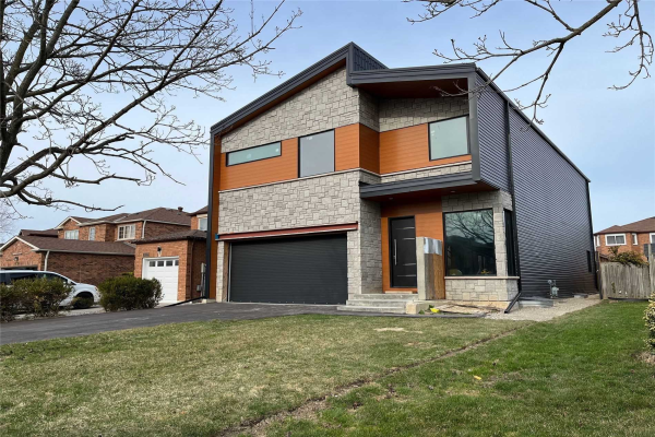 644 Roselaire Tr, Mississauga