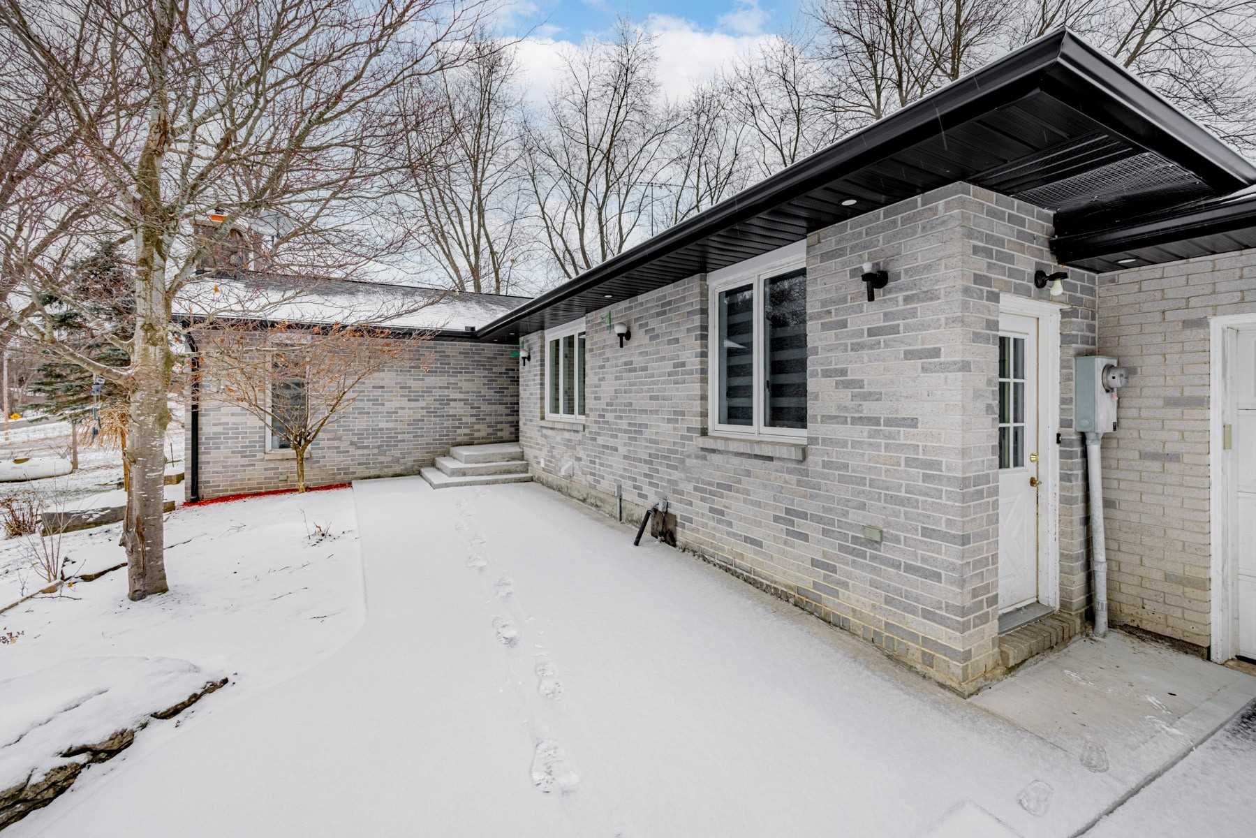 8283 Patterson Side Rd
