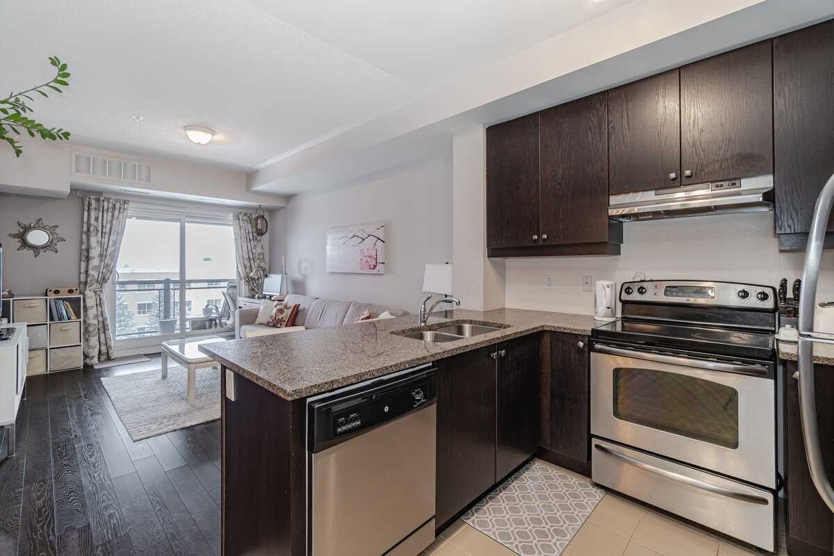 Listing W5930429 - Large Photo # 2