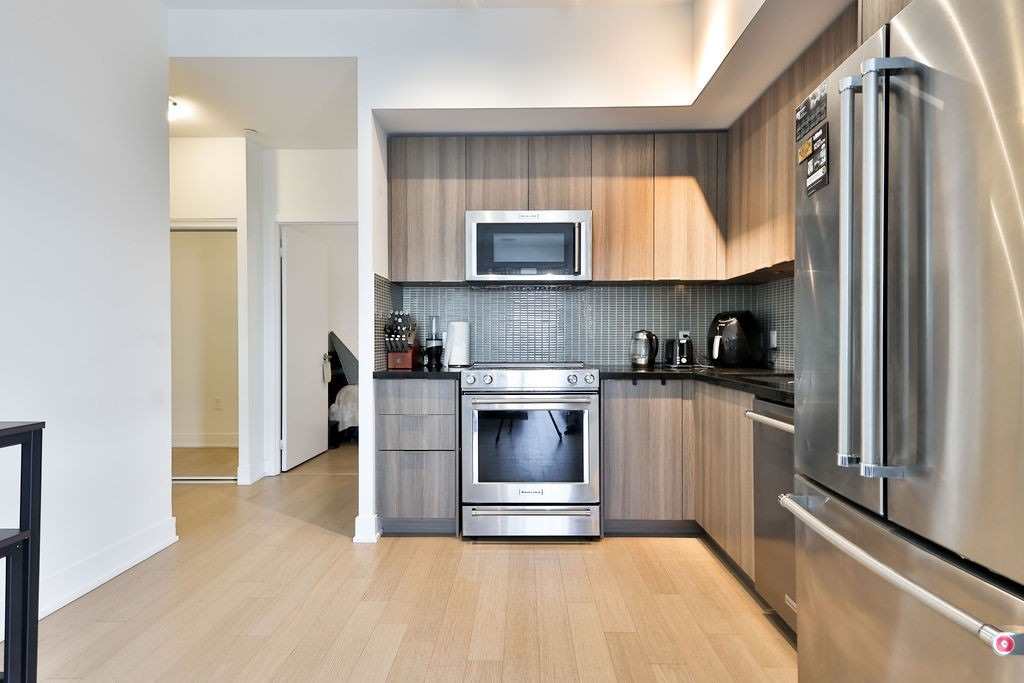 20 Shore Breeze Drive, #702