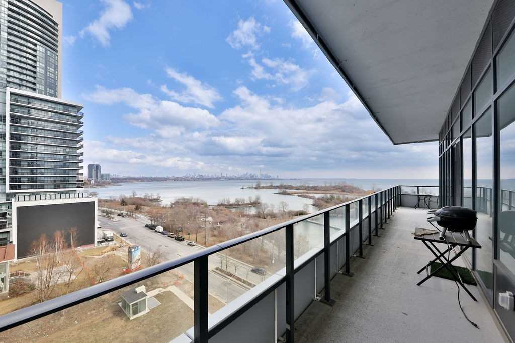 20 Shore Breeze Drive, #702