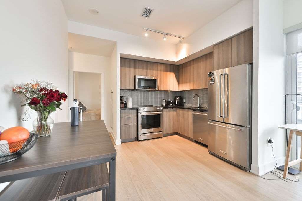 20 Shore Breeze Drive, #702