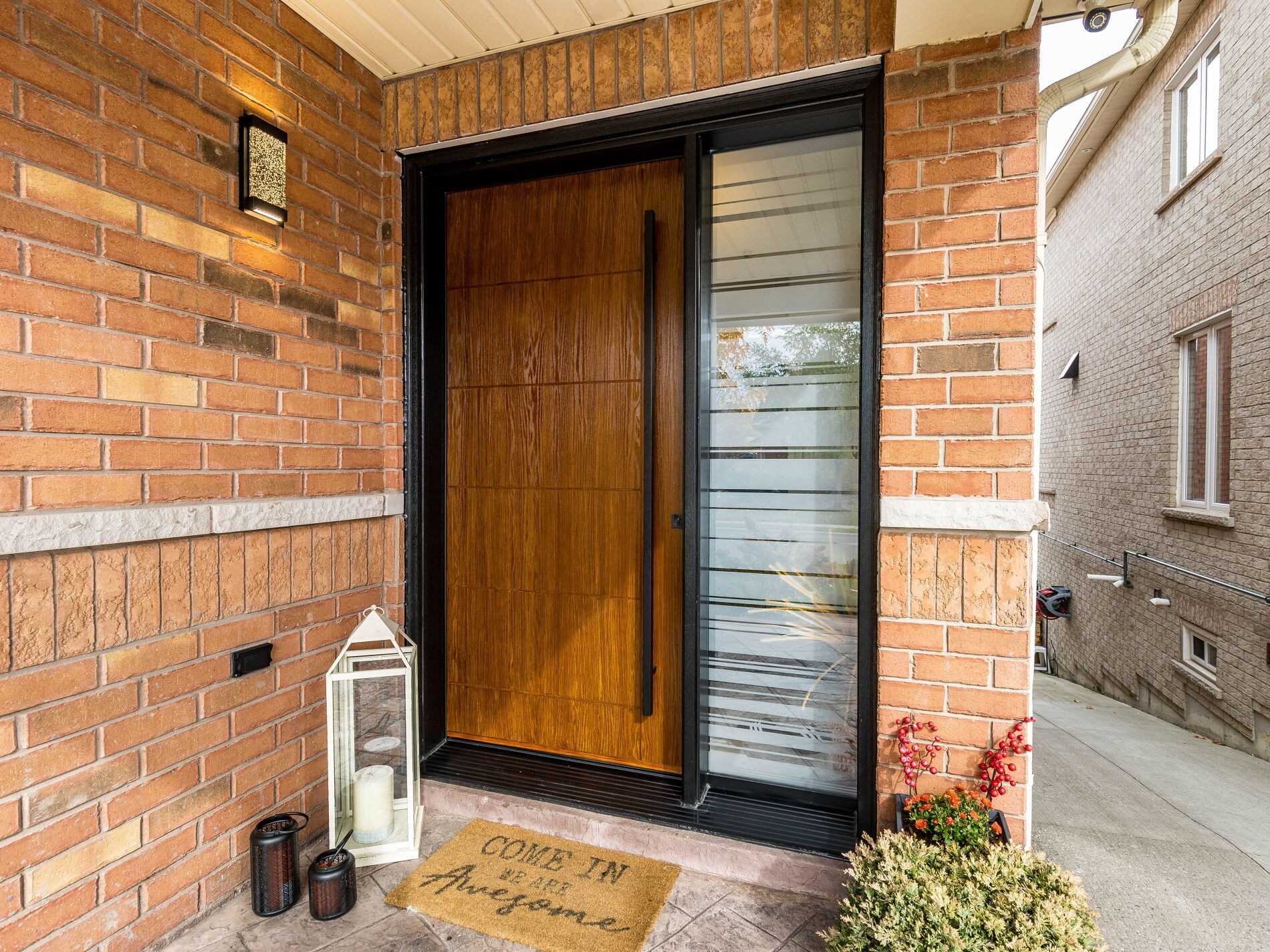 55 Stoneylake Ave