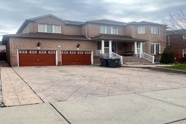 64 Northface Cres, Brampton