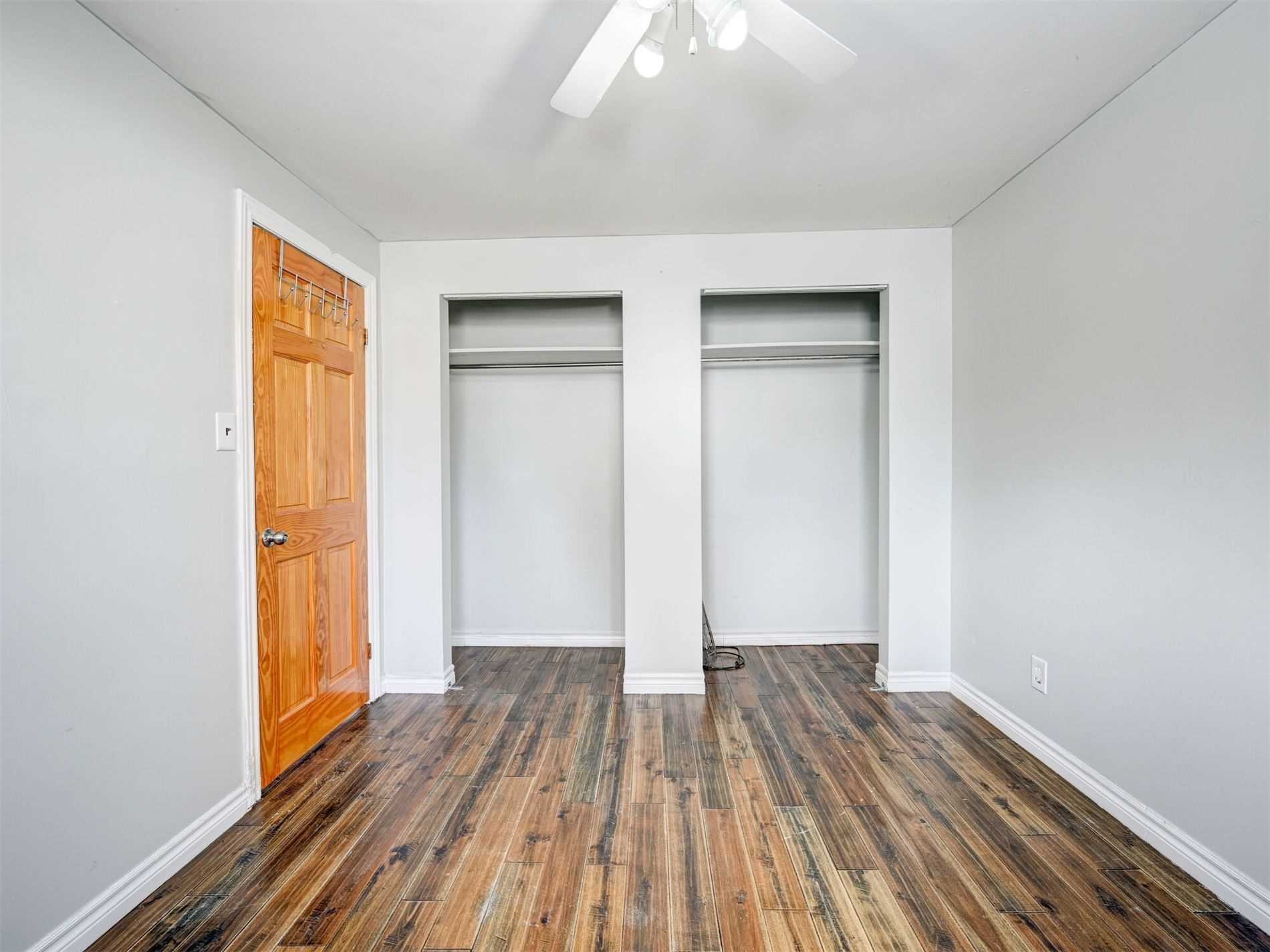 37 John St