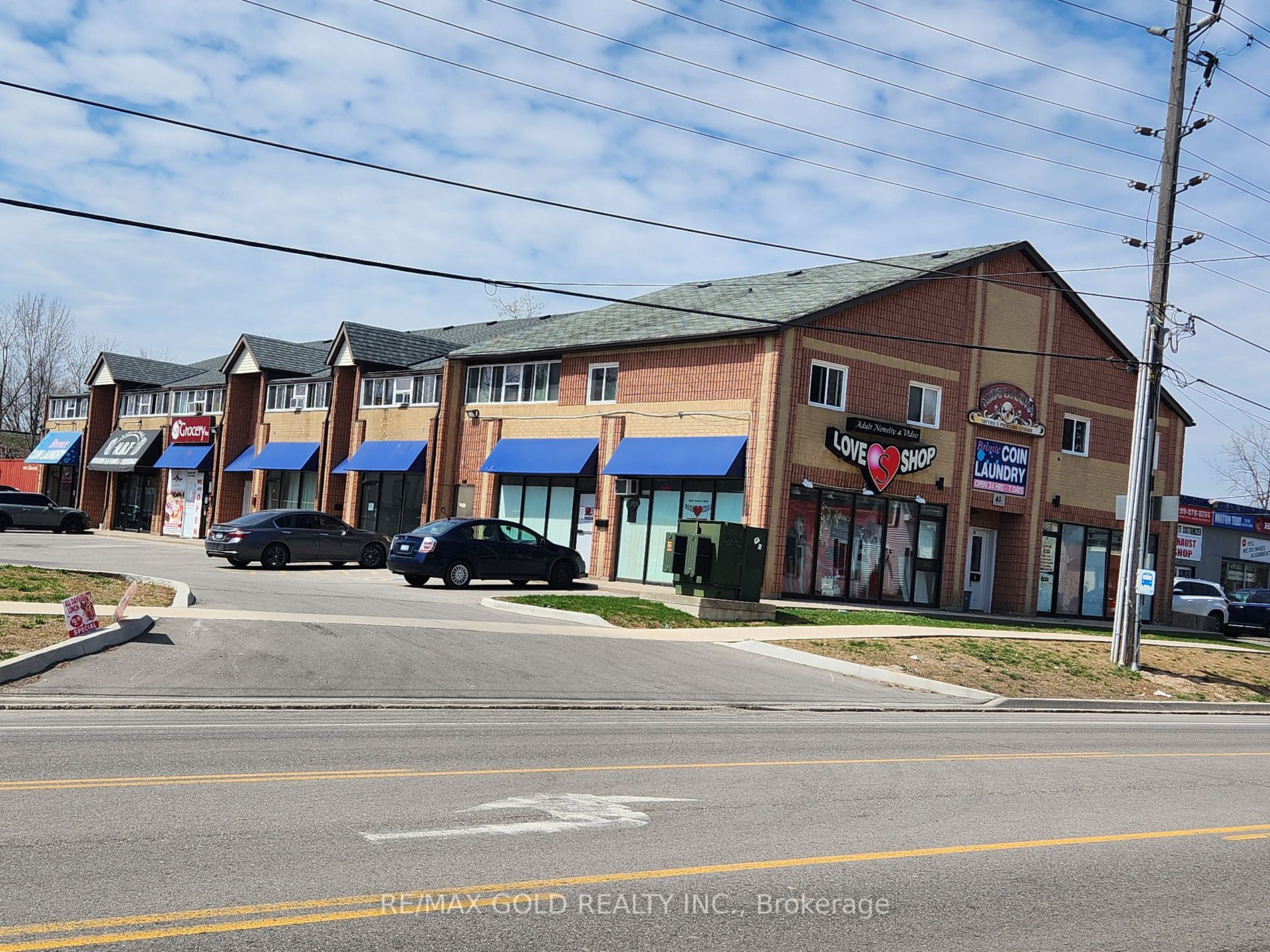 Listing W5931564 - Large Photo # 2