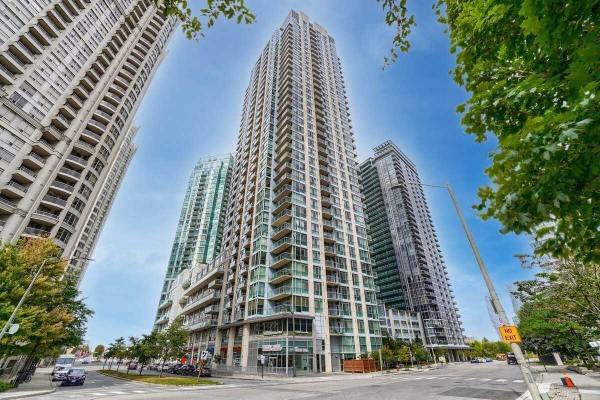 225 Webb Dr, Mississauga