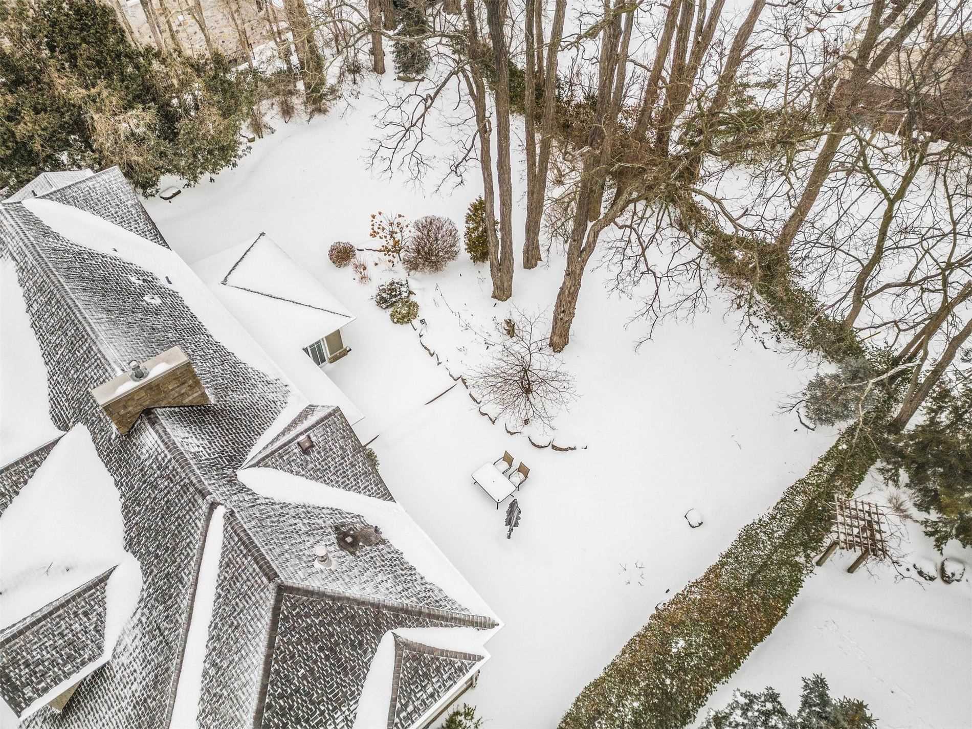 1267 Cambridge Dr