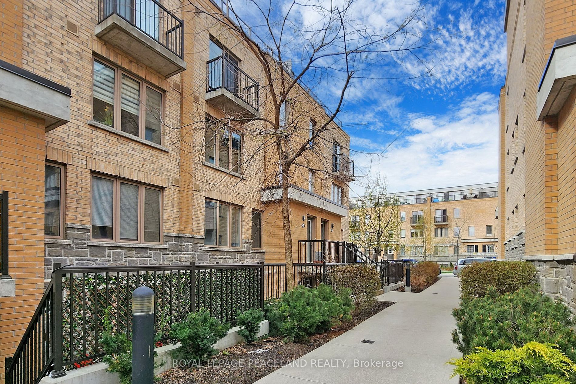 7 Foundry Avenue #117