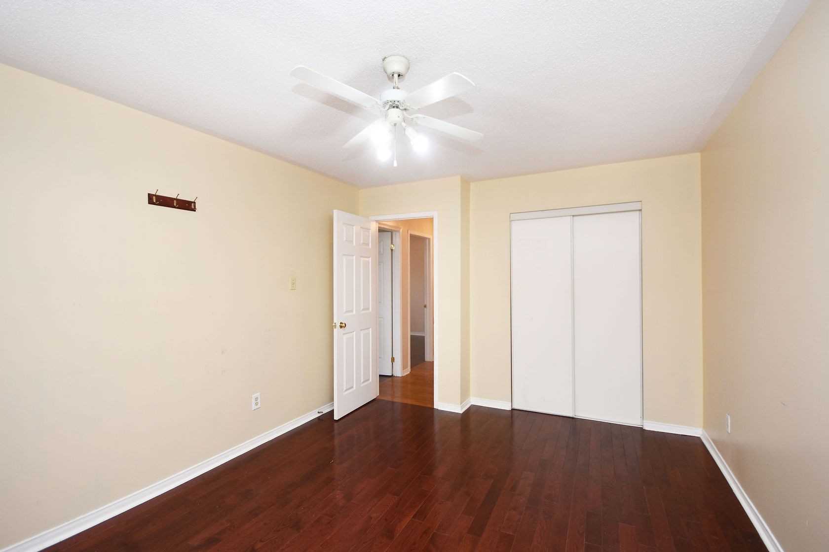 Listing W5931829 - Large Photo # 28