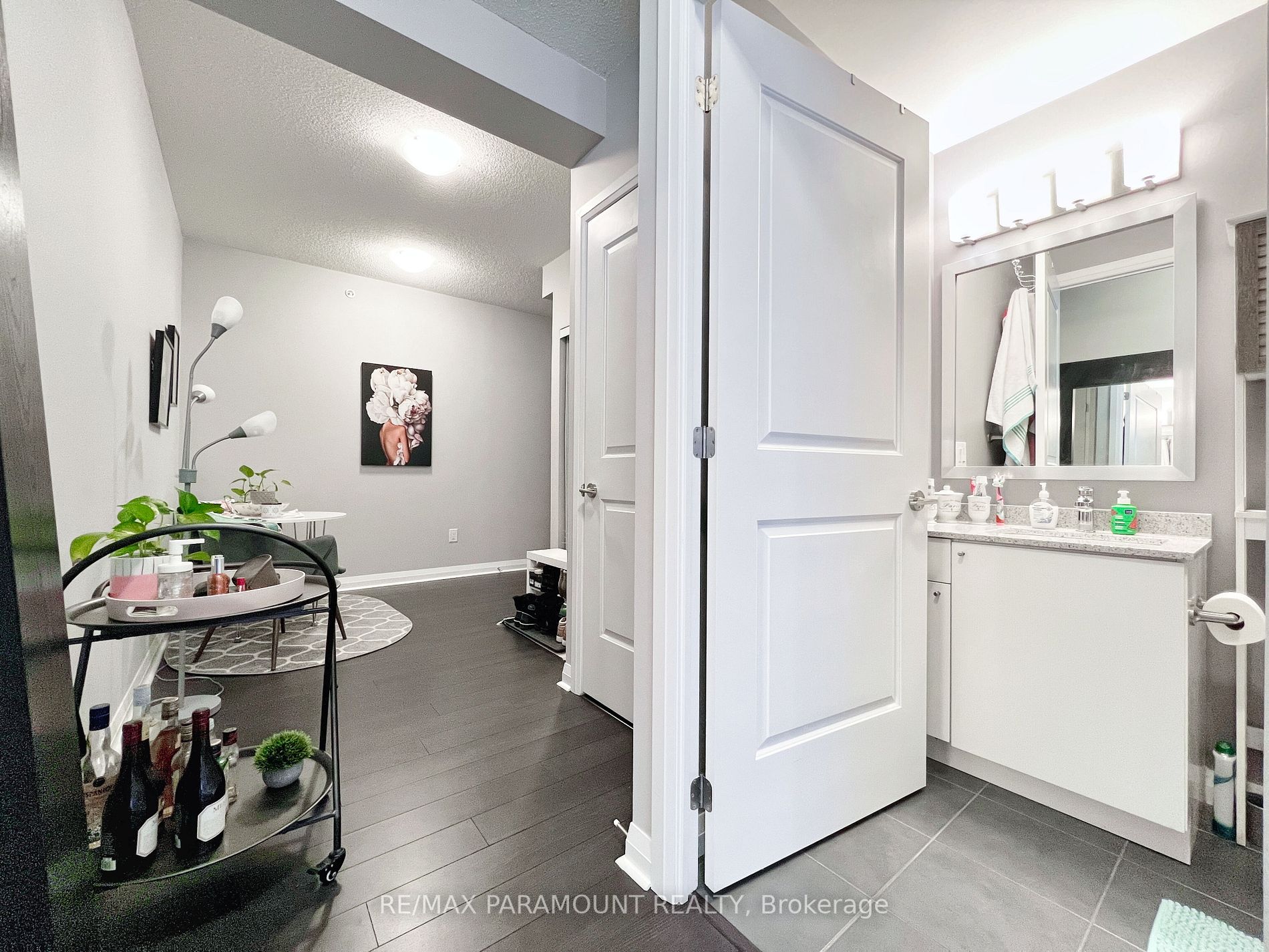 5033 Four Springs Ave, #1117