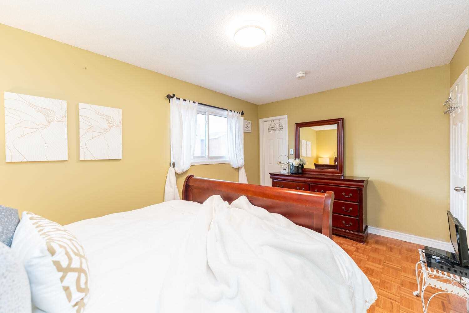 Listing W5931881 - Large Photo # 35