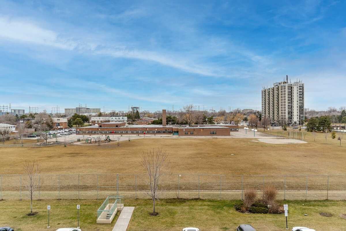 Listing W5931899 - Large Photo # 23