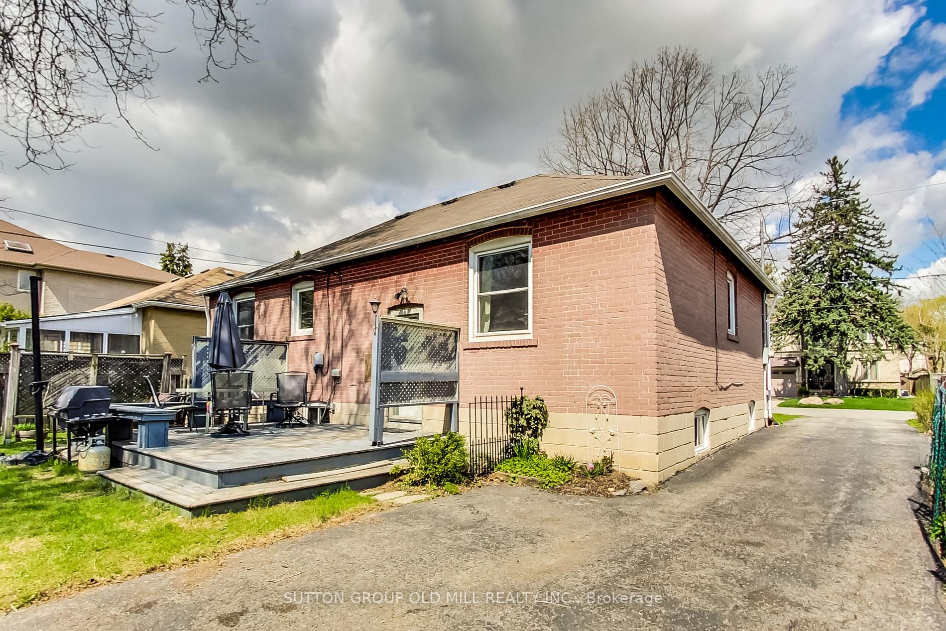 3 Westglen Cres