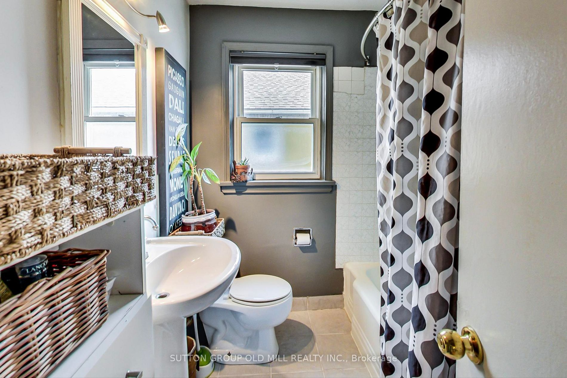 3 Westglen Cres