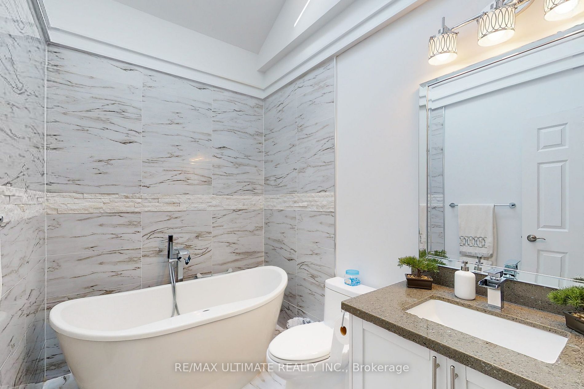 Listing W5932124 - Large Photo # 17