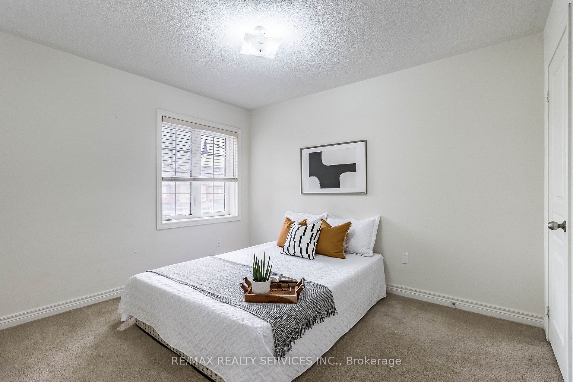 9 Yellow Sorrel Rd