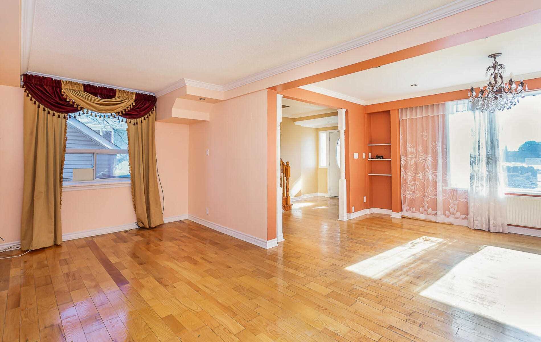 Listing W5932295 - Large Photo # 12