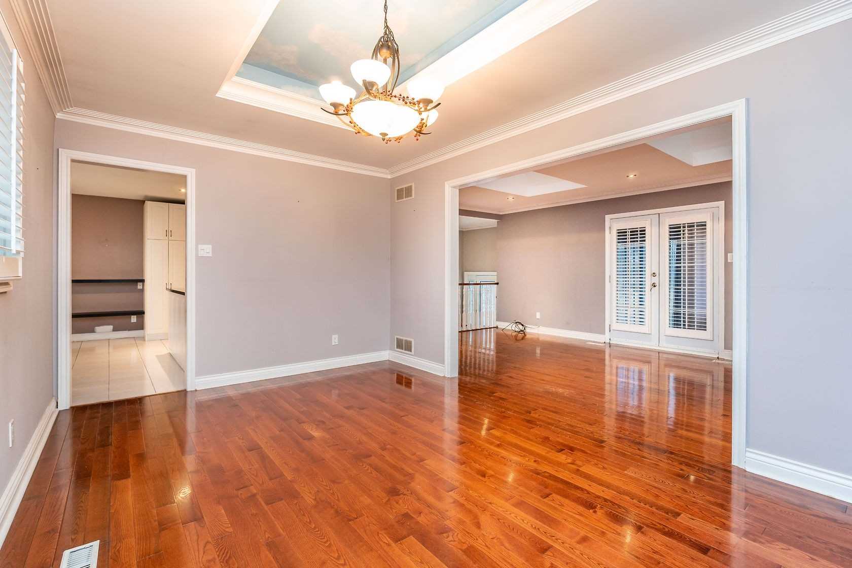 Listing W5932335 - Large Photo # 12