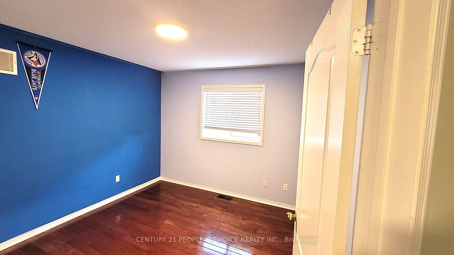14 Trumpet Valley Blvd