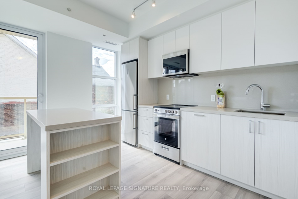 1787 St Clair Ave W, Toronto