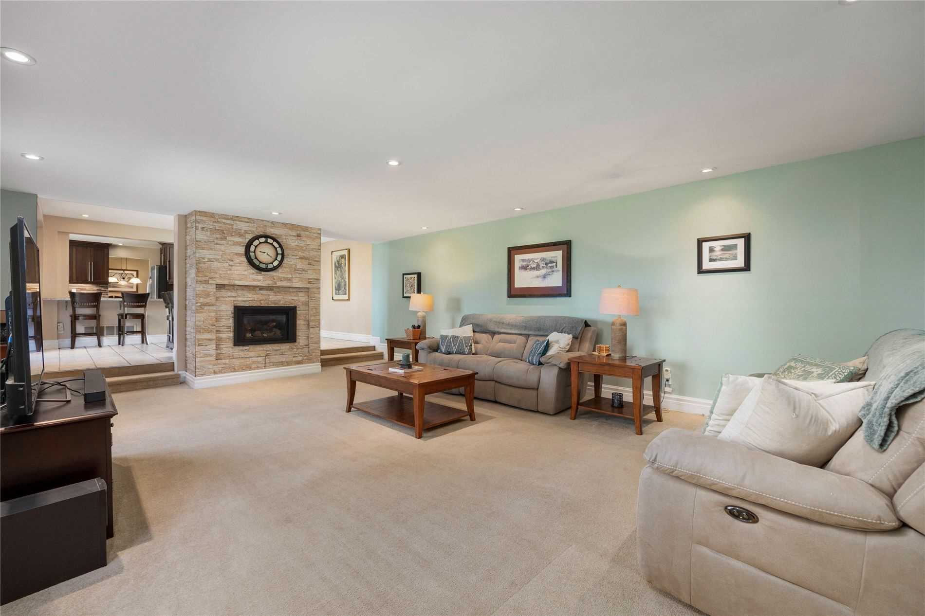 Listing W5932579 - Large Photo # 12