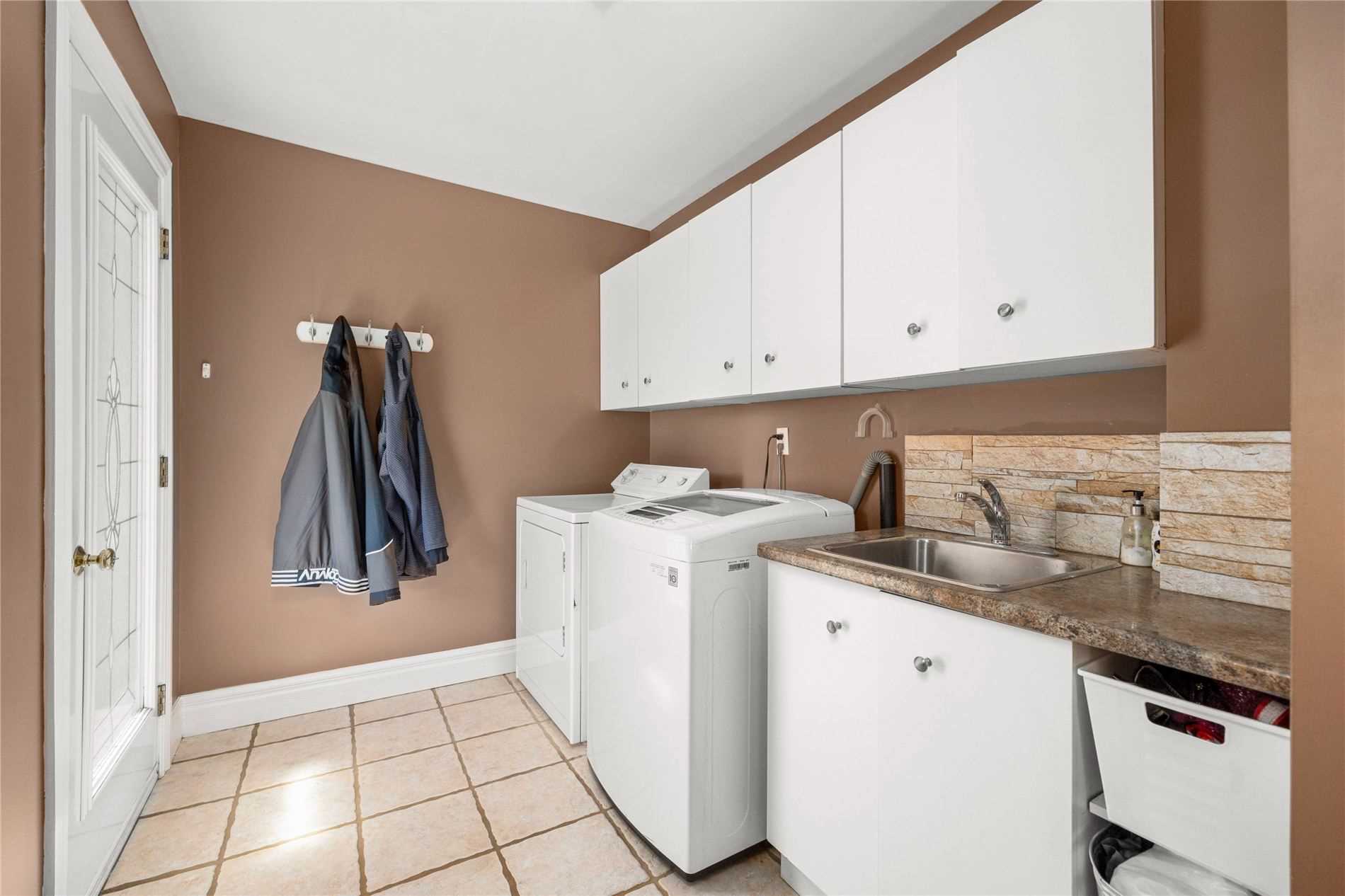 Listing W5932579 - Large Photo # 18