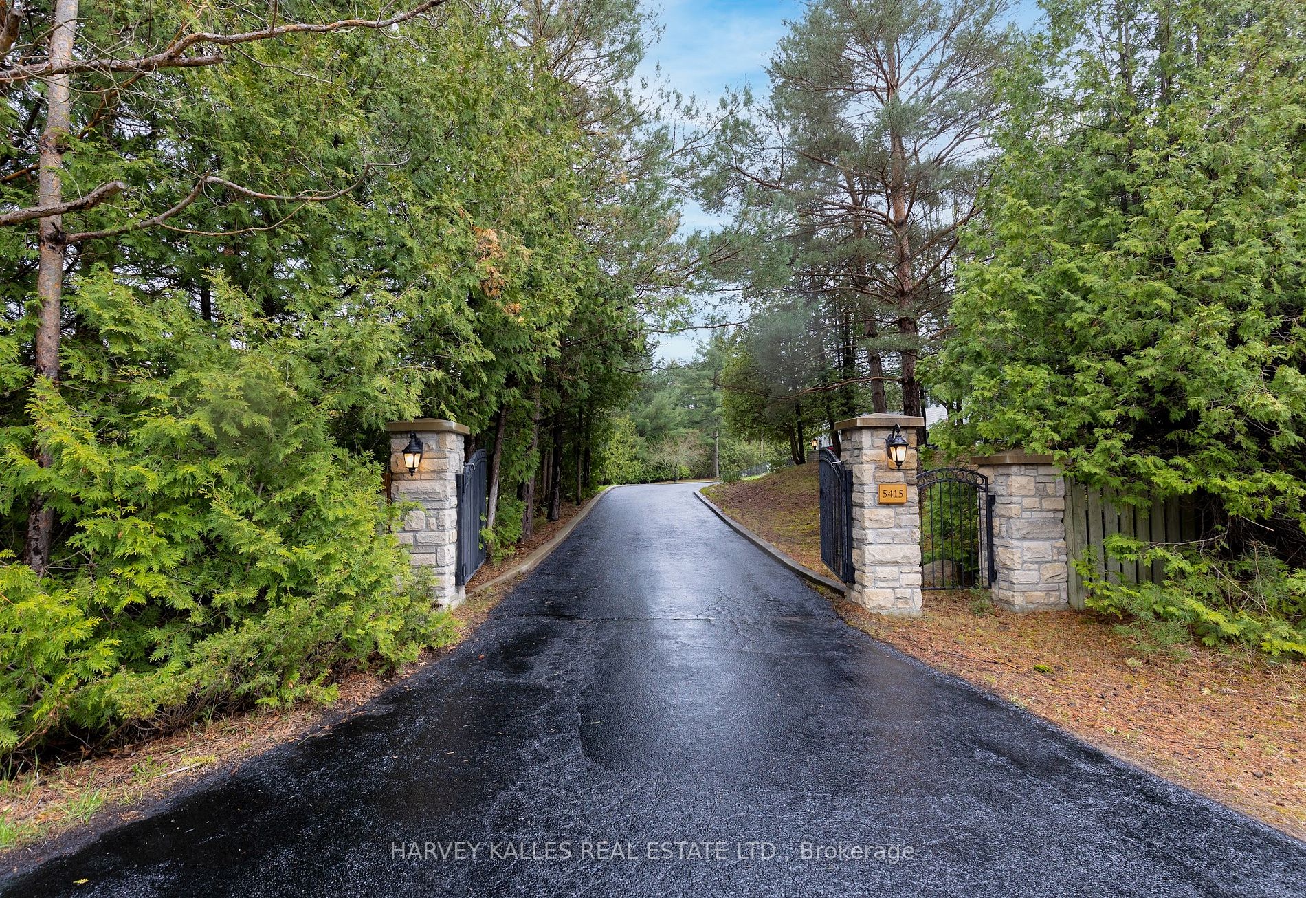 Listing W5932908 - Large Photo # 2
