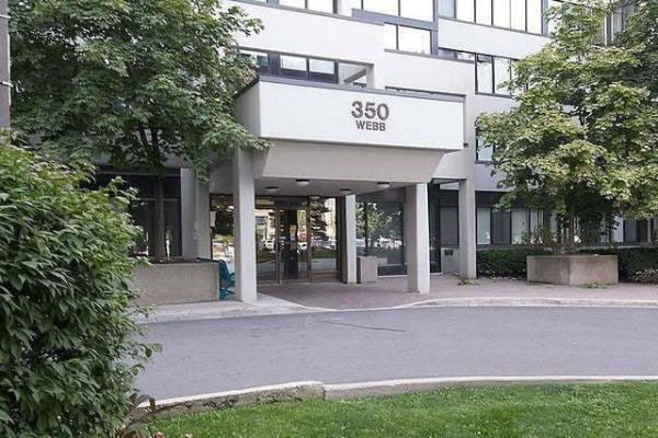 350 Webb Dr, Mississauga