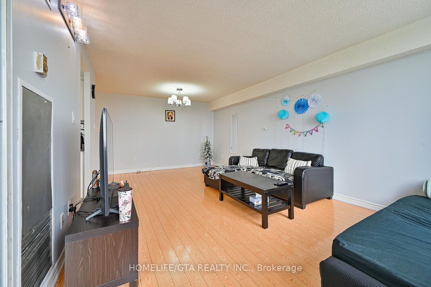 Listing W5933568 - Large Photo # 6