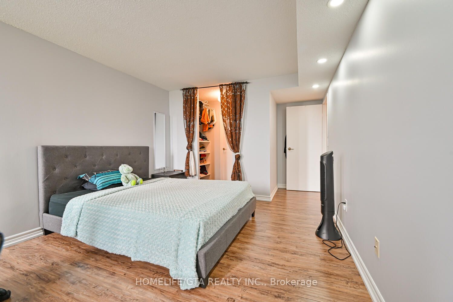 Listing W5933568 - Large Photo # 20
