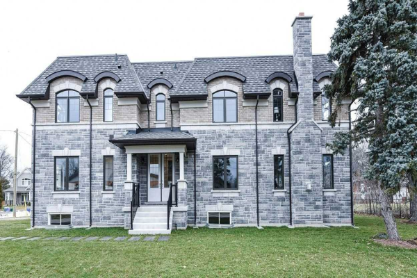 368 Small Cres, Oakville