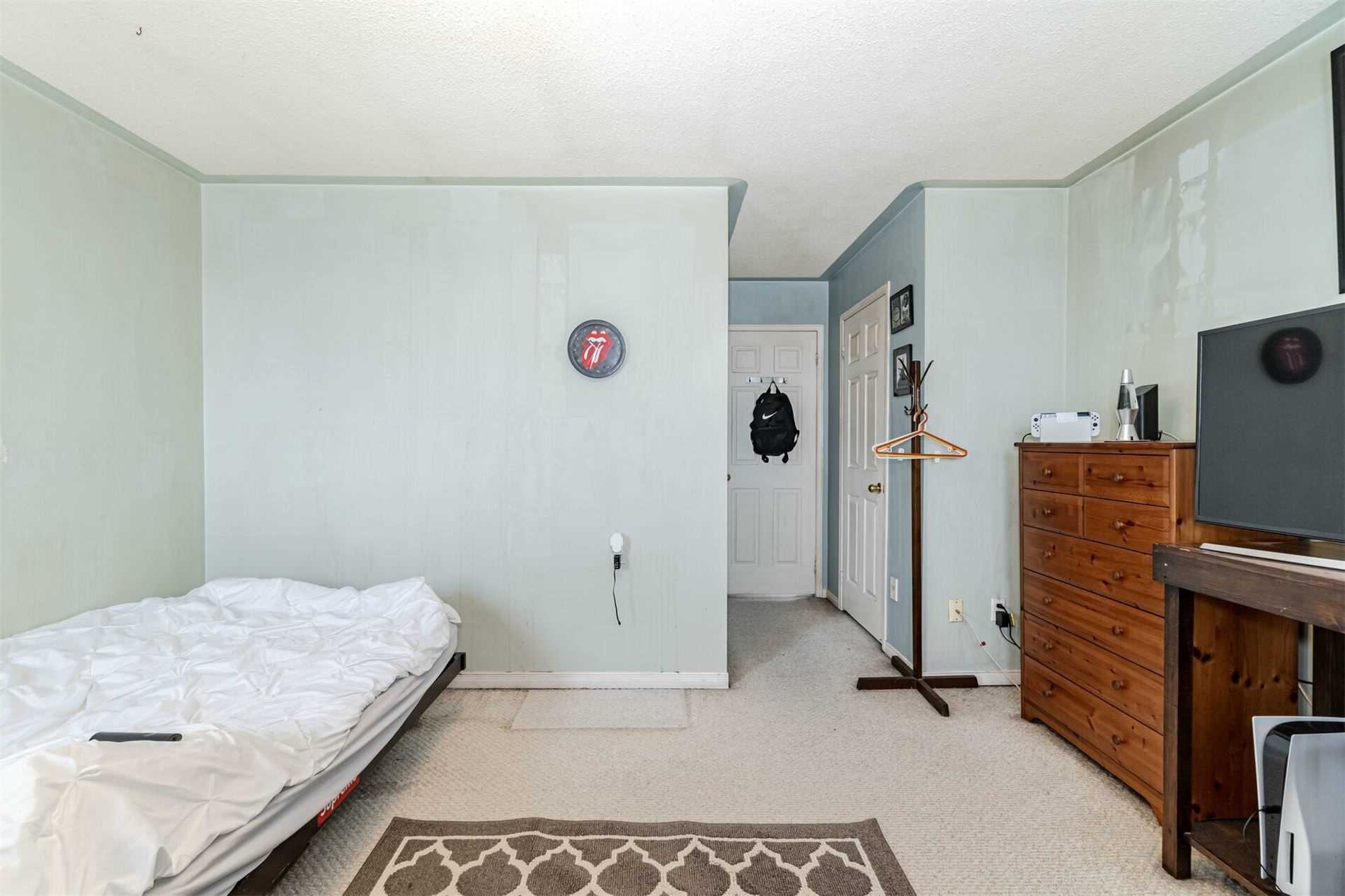 Listing W5934123 - Large Photo # 23
