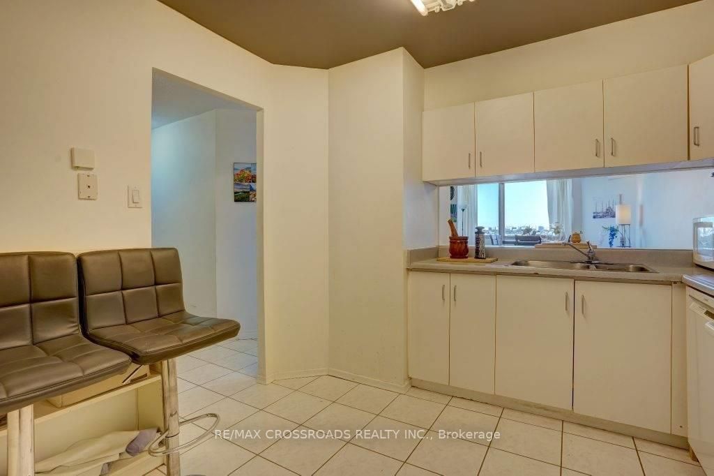 Listing W5934512 - Large Photo # 16
