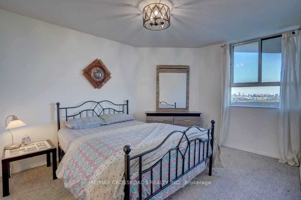 Listing W5934512 - Large Photo # 18