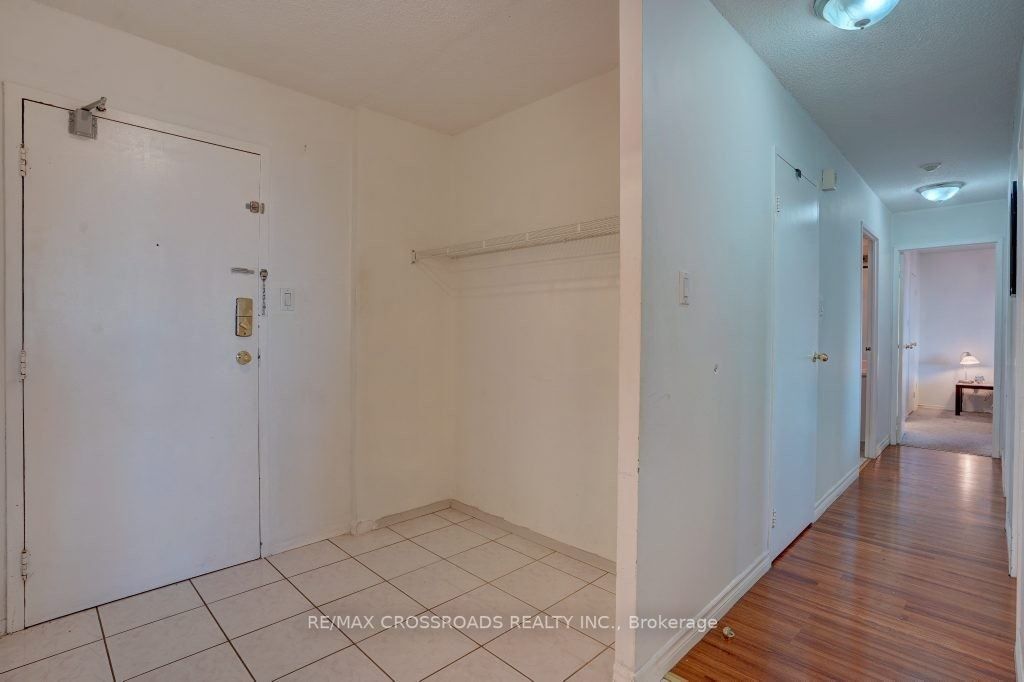 Listing W5934512 - Large Photo # 8
