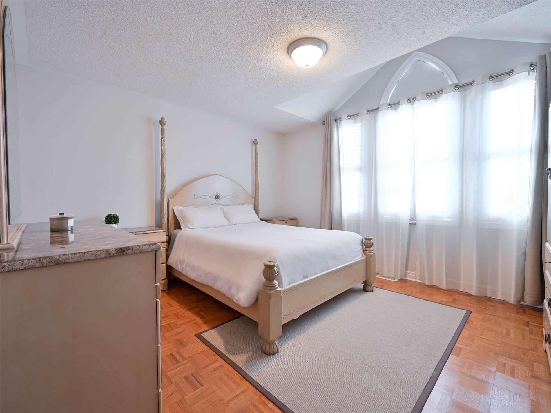 Listing W5934735 - Large Photo # 20