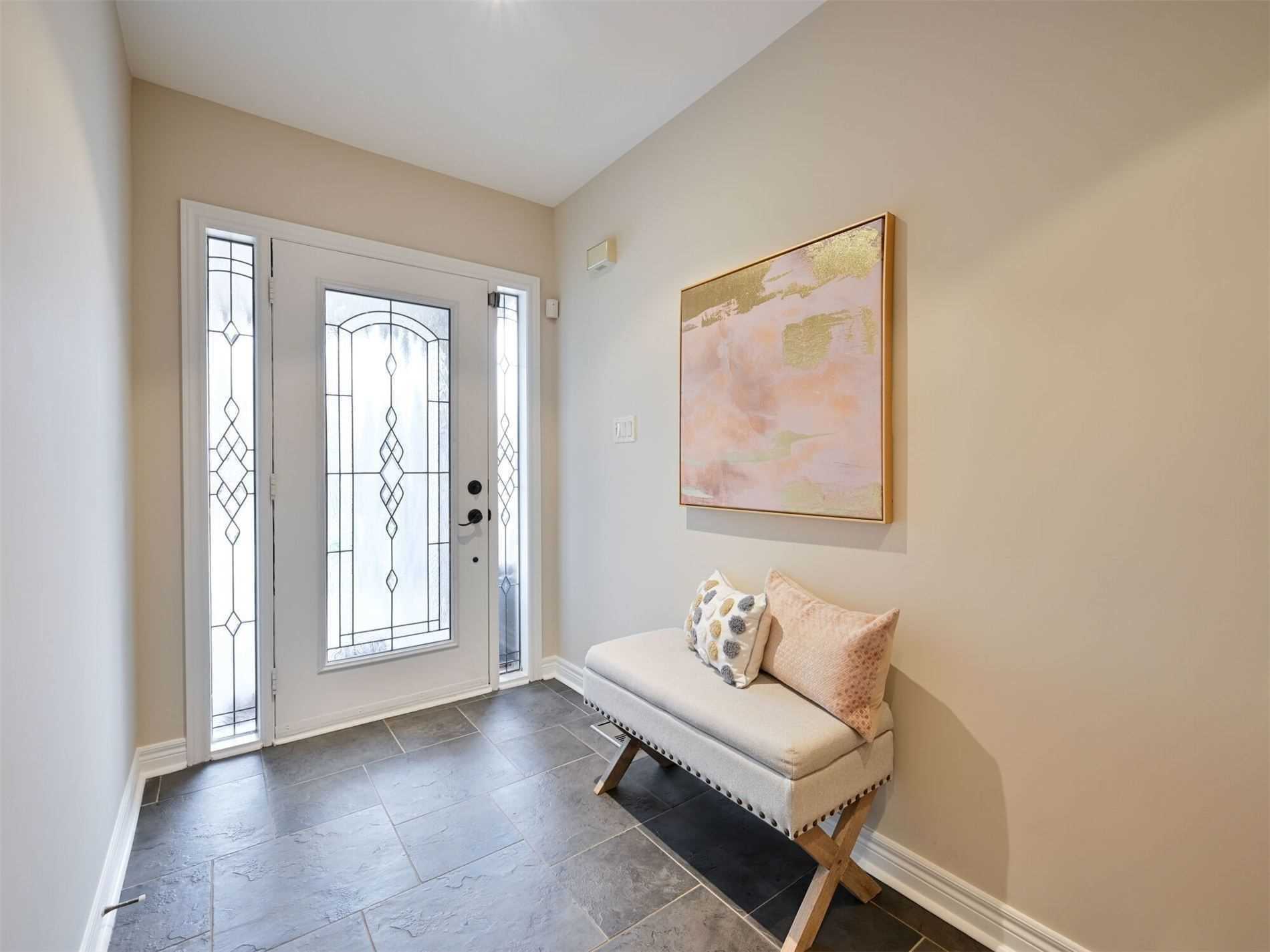 Listing W5934735 - Large Photo # 4