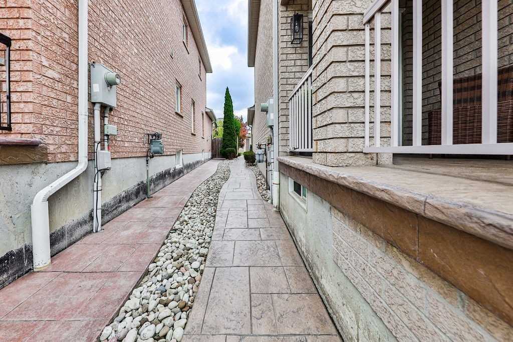 Listing W5934735 - Large Photo # 35