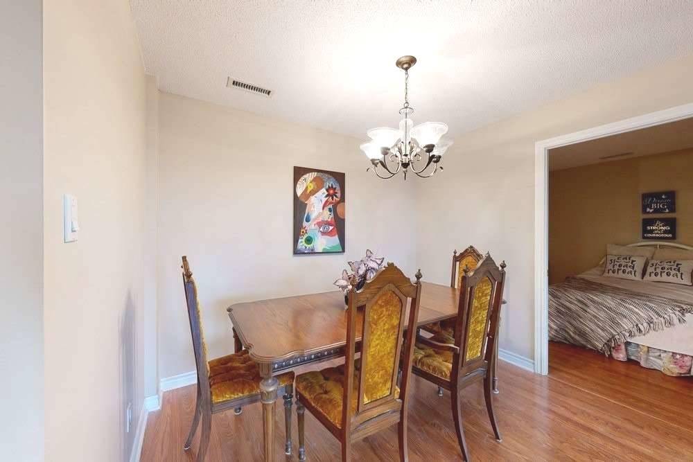 Listing W5934875 - Large Photo # 13