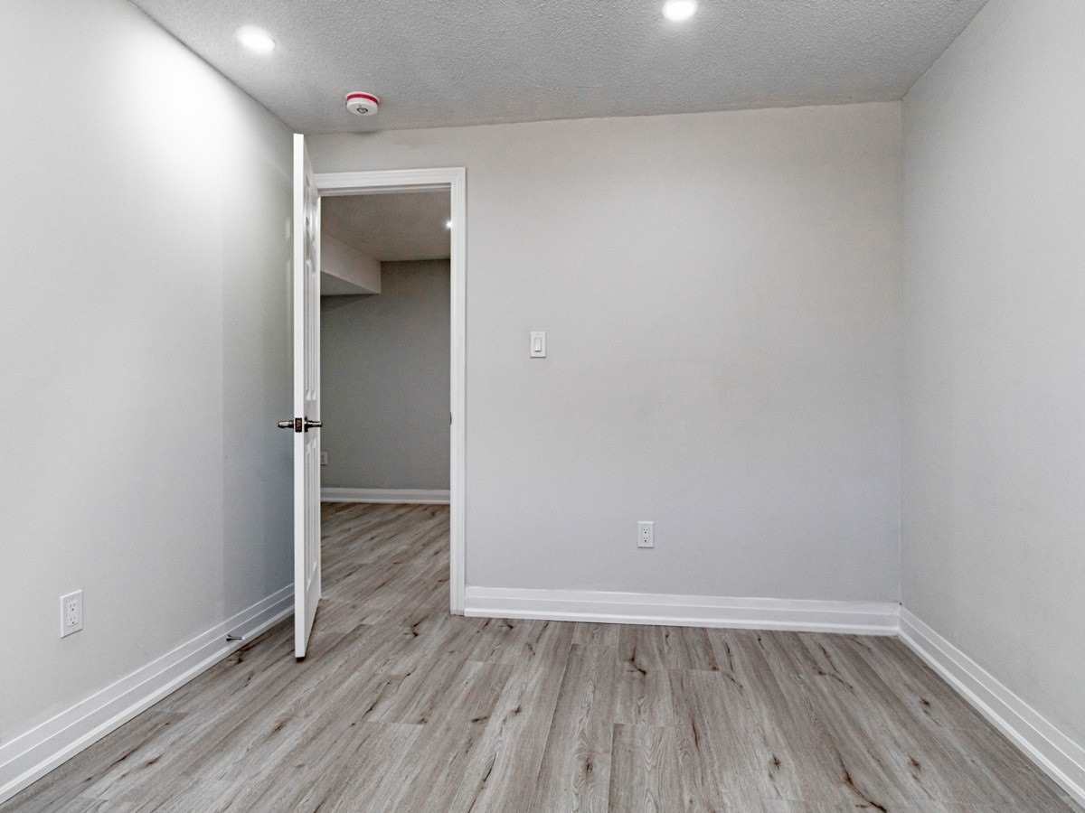 Listing W5935083 - Large Photo # 15