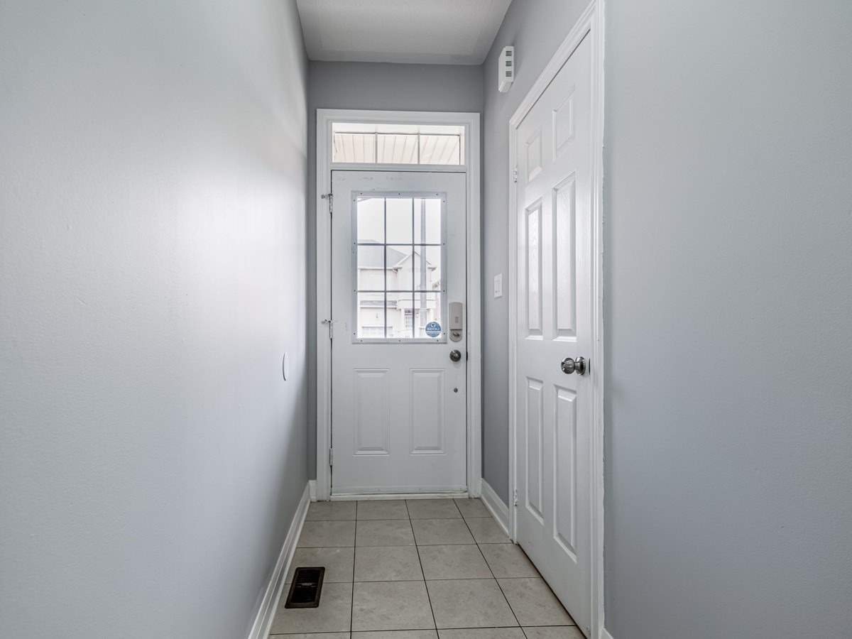 Listing W5935101 - Large Photo # 3