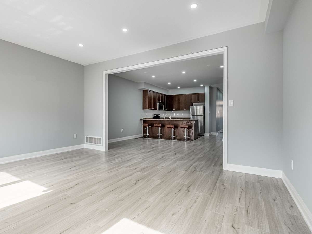 Listing W5935101 - Large Photo # 13