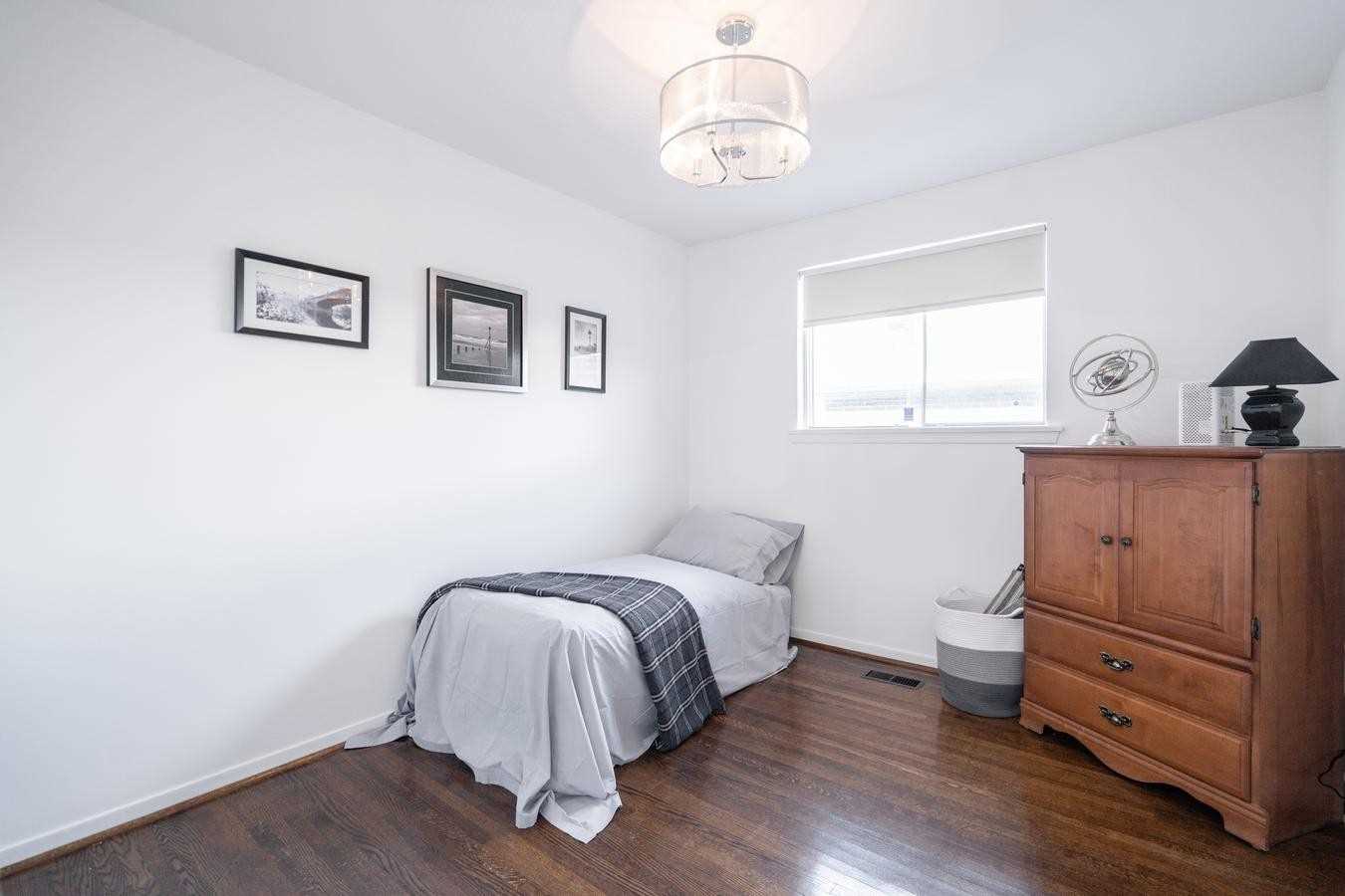 Listing W5935147 - Large Photo # 19
