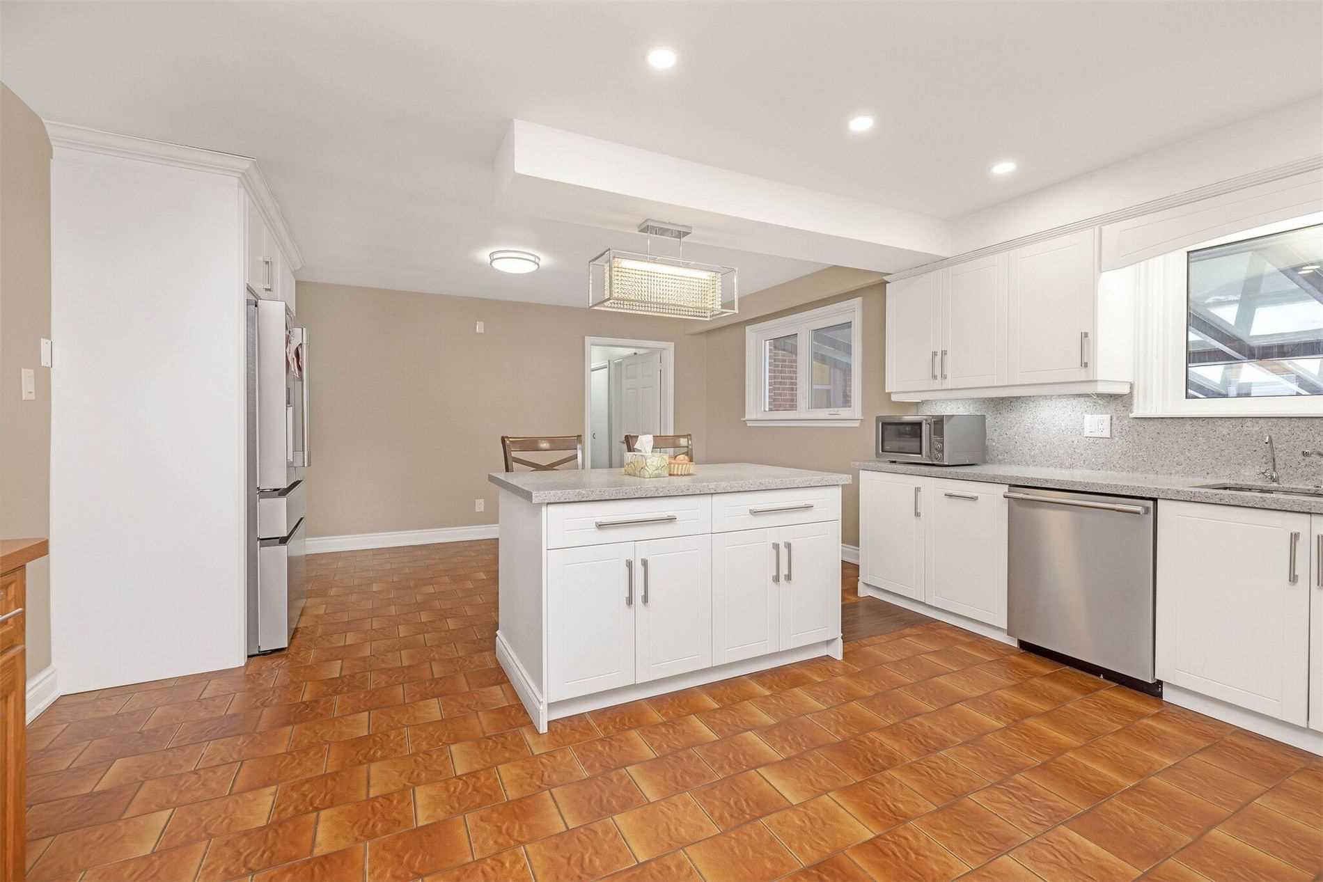 Listing W5935393 - Large Photo # 10