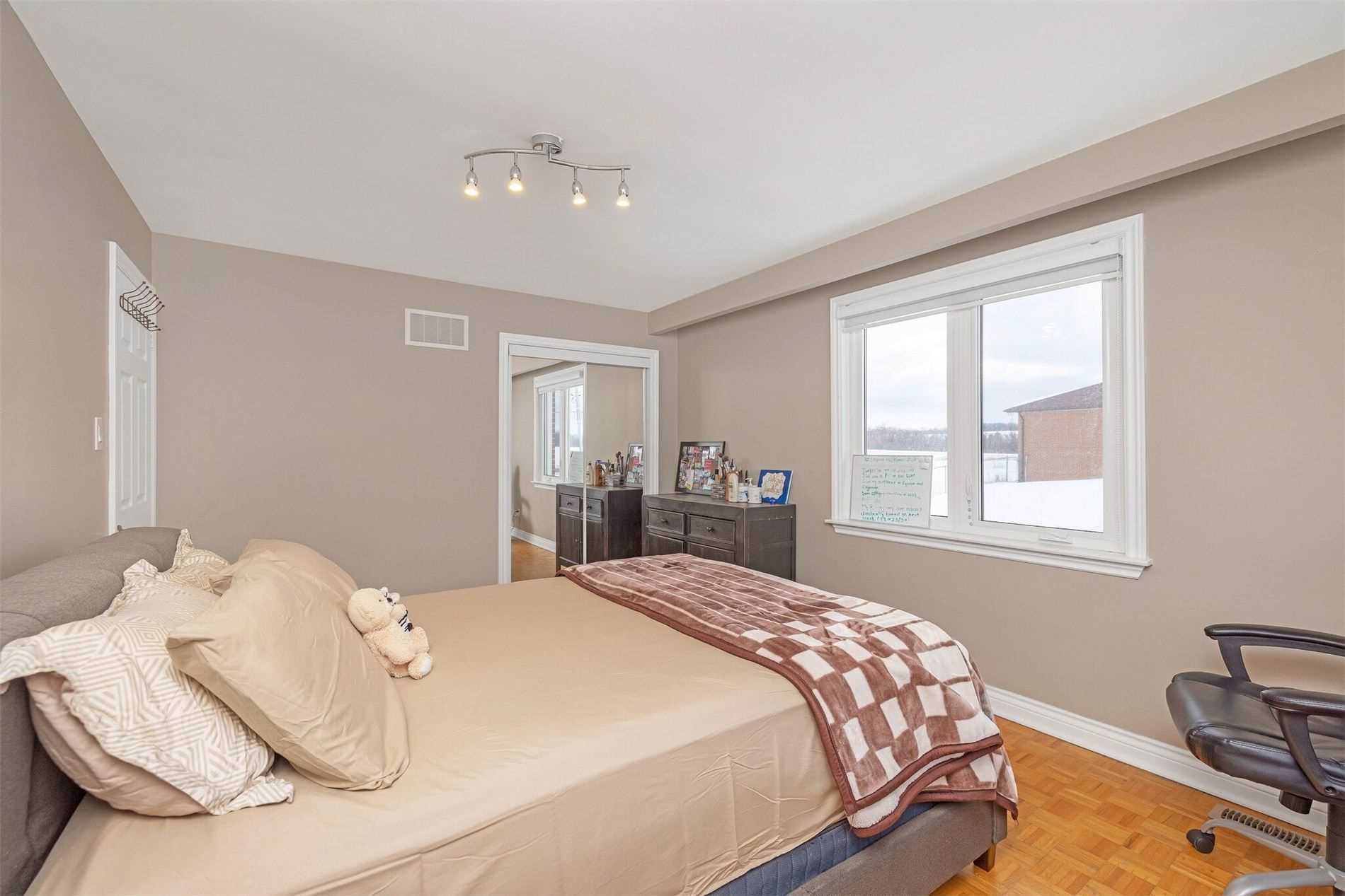 Listing W5935393 - Large Photo # 26
