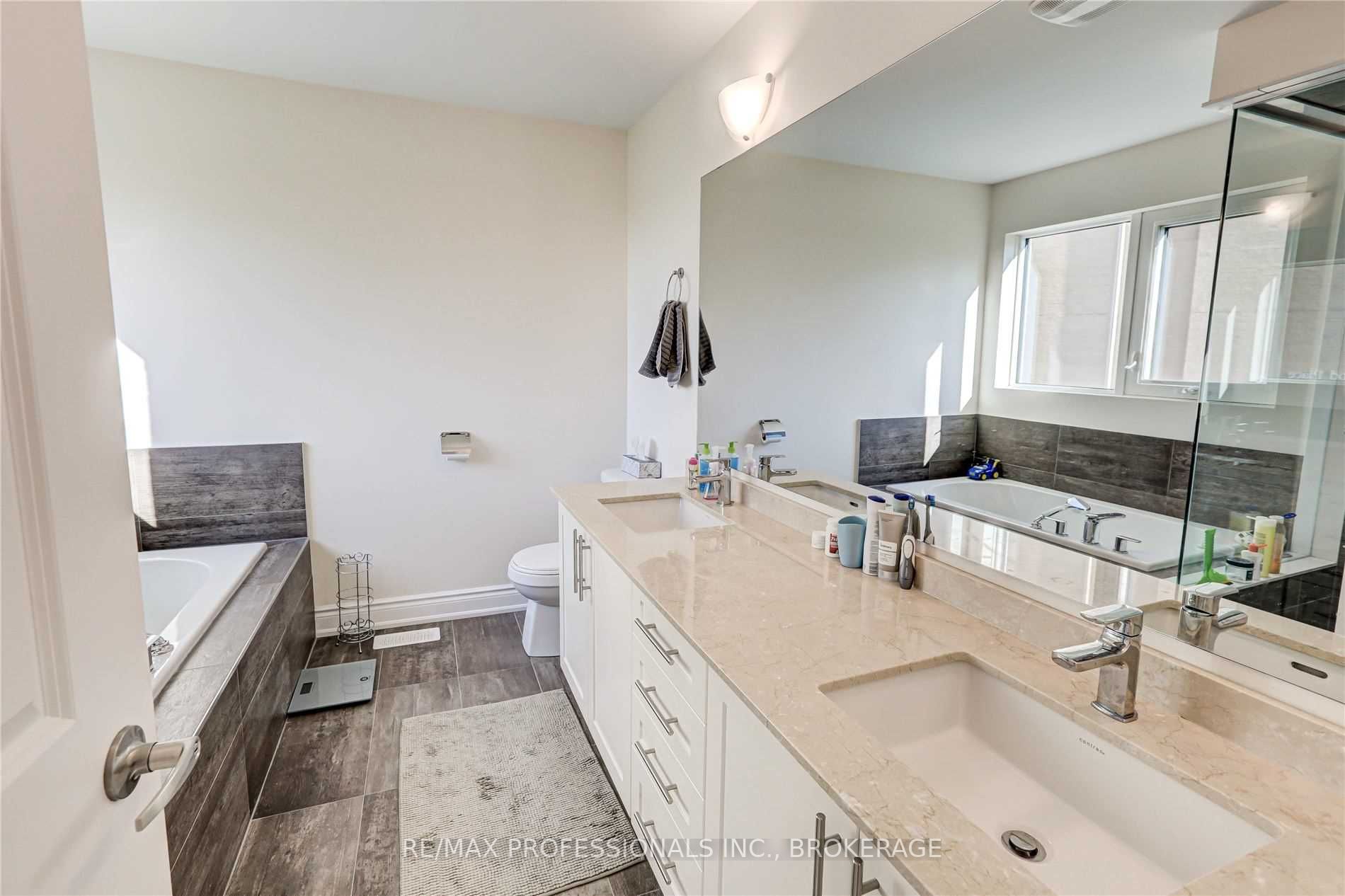 Listing W5935479 - Large Photo # 18