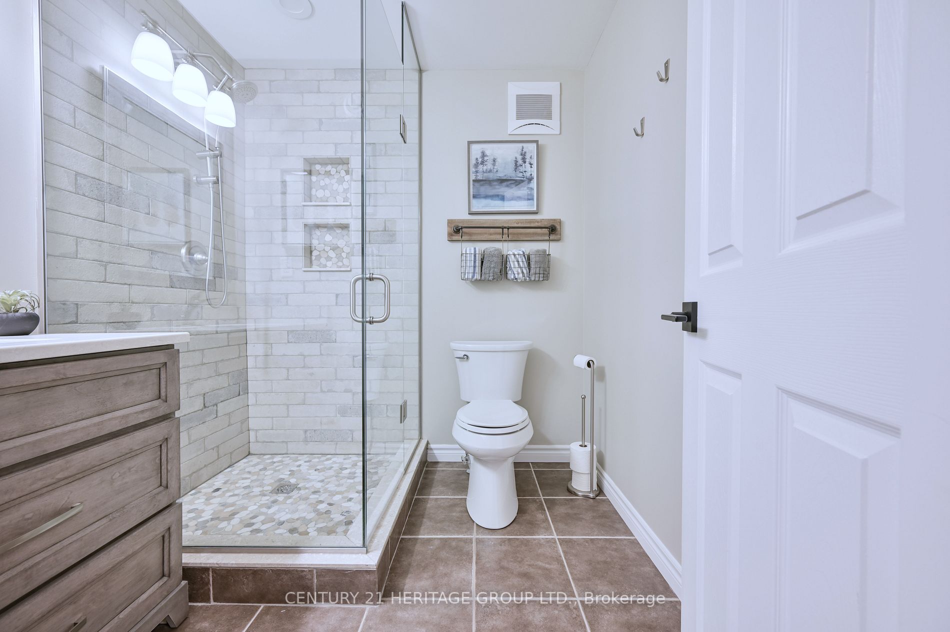 Listing W5935628 - Large Photo # 19